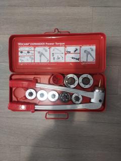 Location : pince a sertir Location : pince a sertir