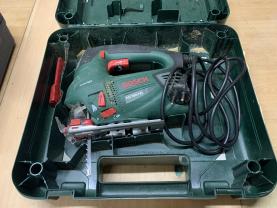 Location : scie sauteuse Location : scie sauteuse