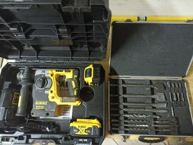 Location : perforateur Location : perforateur