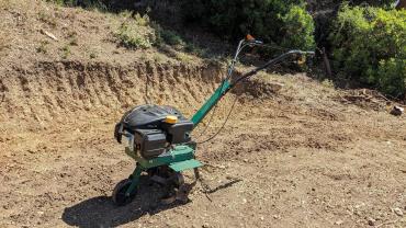 Location : motobineuse Location : motobineuse