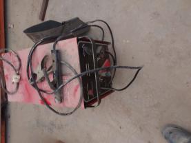 Location : poste a souder Location : poste a souder