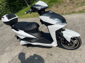 Location : scooter Location : scooter