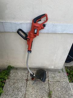 Location : coupe bordures Location : coupe bordures