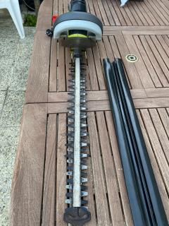 Location : taille haie Location : taille haie