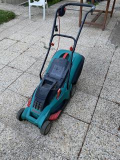 Location : tondeuse Location : tondeuse