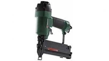 Location : cloueuse Location : cloueuse