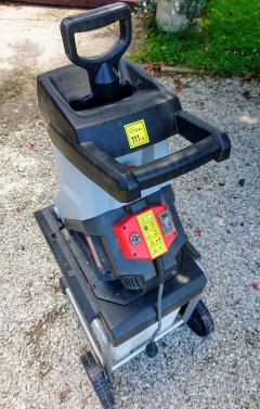 Location : broyeur a vegetaux Location : broyeur a vegetaux