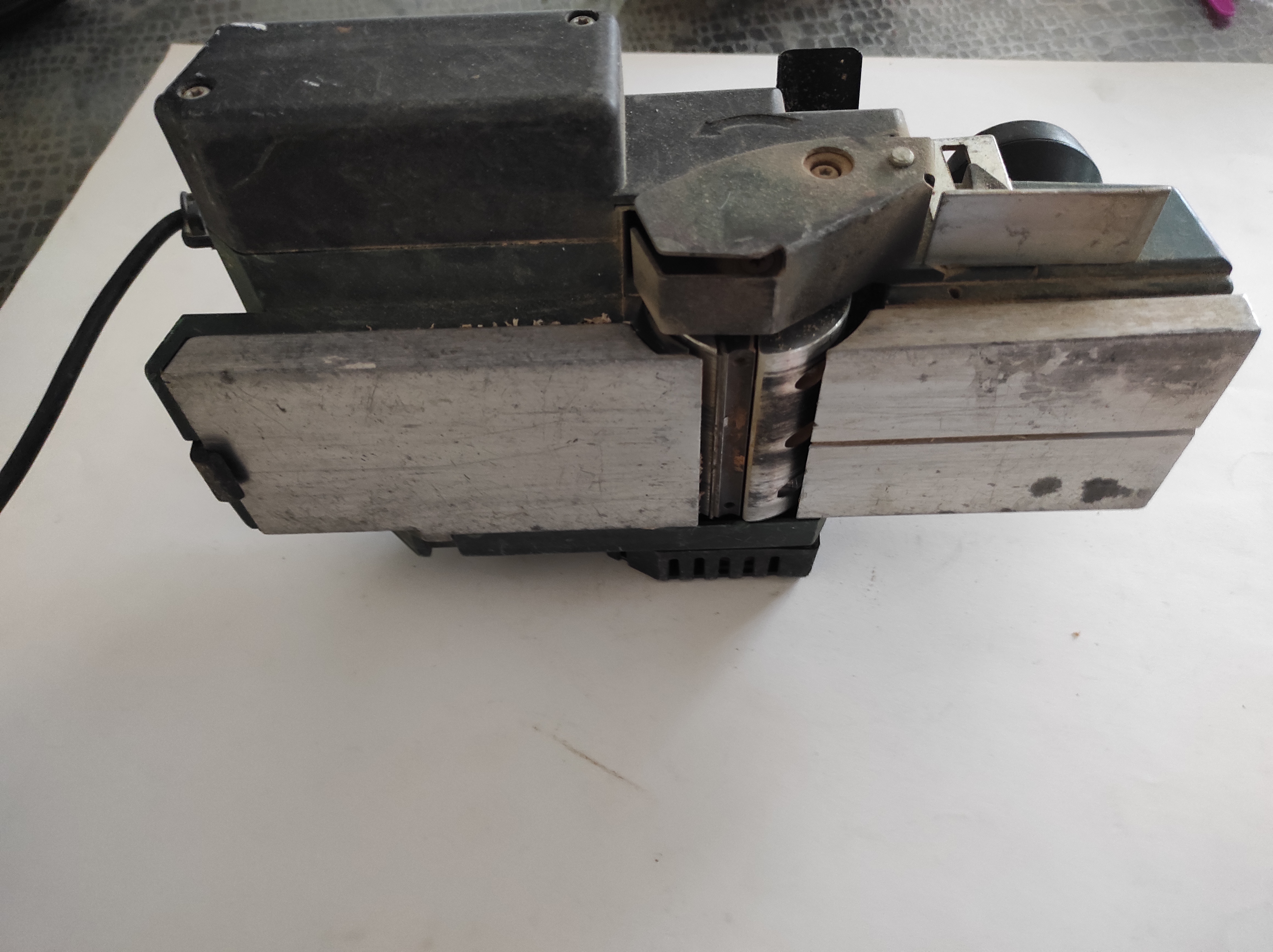 Location rabot electrique 44 entre particuliers
