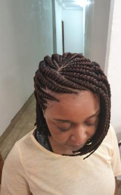 Service tresses africaines entre particuliers