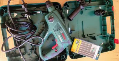 Location : perforateur Location : perforateur