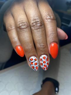 Service : prothesiste ongulaire Service : prothesiste ongulaire