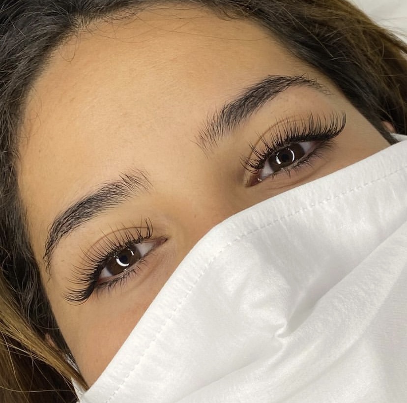 Service extension de cils 84 entre particuliers