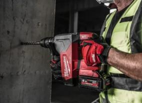 Location : perforateur Location : perforateur