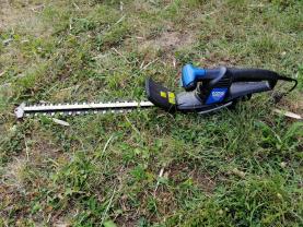 Location : taille haie Location : taille haie