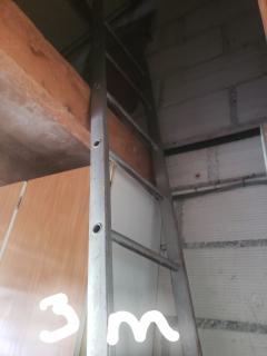 Location : echelle Location : echelle