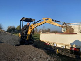 Service : terrassement Service : terrassement