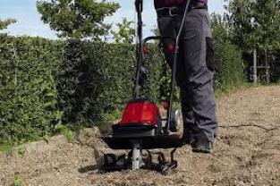 Location : motobineuse Location : motobineuse