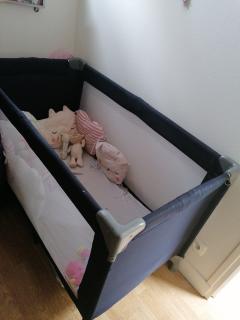 Location : lit parapluie Location : lit parapluie