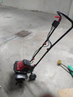 Location : motobineuse Location : motobineuse