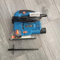 Location : scie sauteuse Location : scie sauteuse