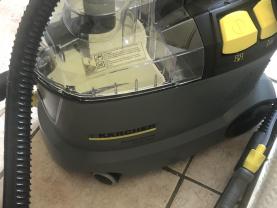 Shampouineuse karcher puzzi 8/1 professionnel🪳 à louer sur Libourne -  Yacalouer