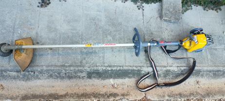 Location : debroussailleuse Location : debroussailleuse