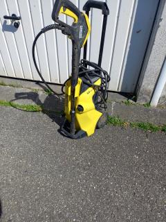 Location : nettoyeur haute pression Location : nettoyeur haute pression