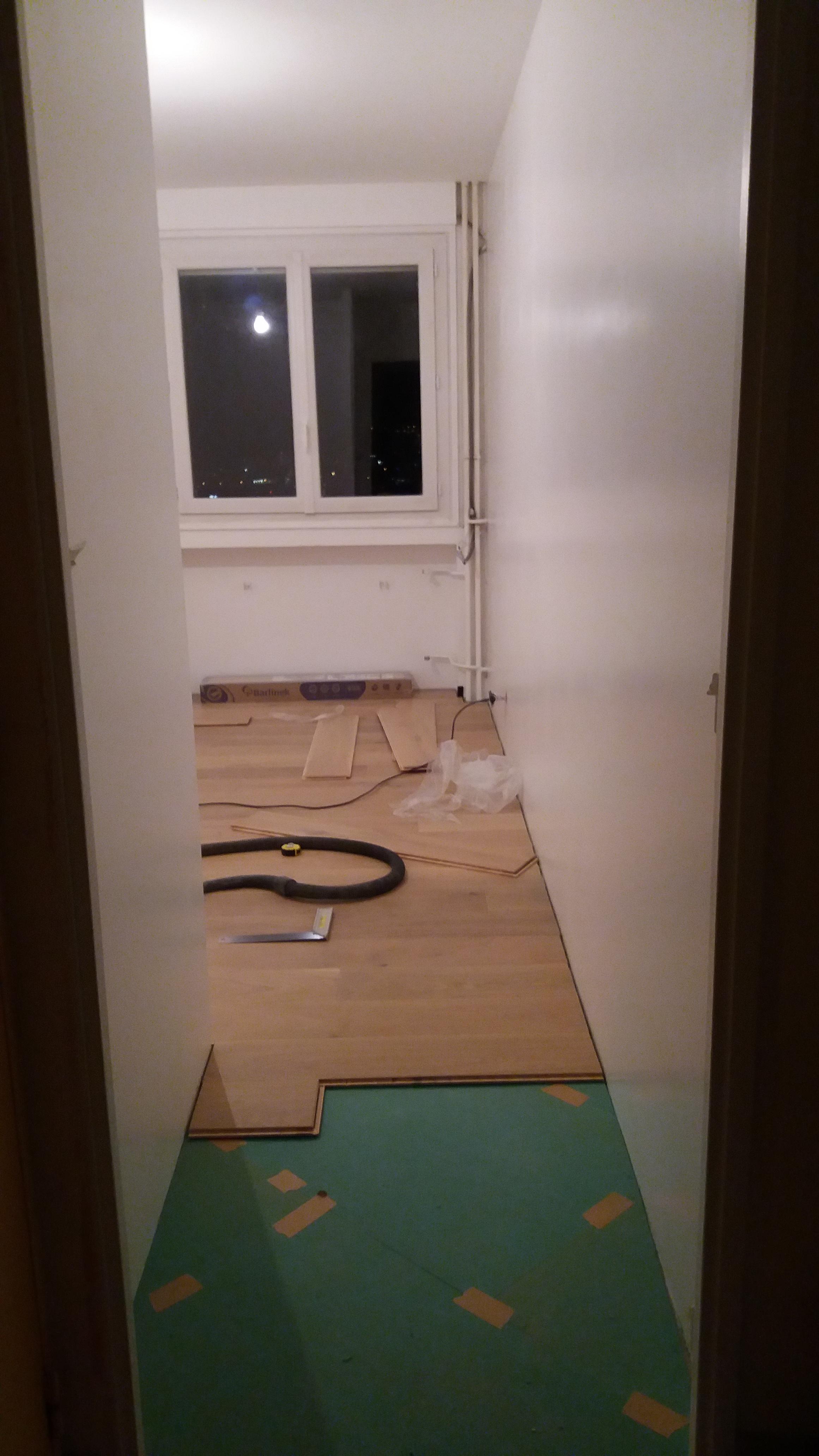 Service pose de parquet 42 entre particuliers