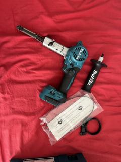 Location : lime electrique Location : lime electrique