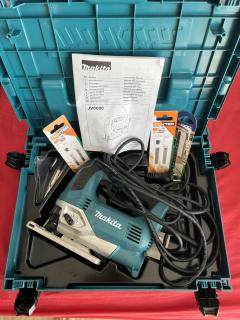 Location : scie sauteuse Location : scie sauteuse