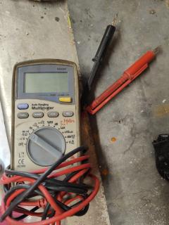 Location : multimetre Location : multimetre