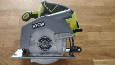 Location : scie circulaire Location : scie circulaire