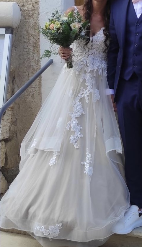 Location robe de mariee 04 entre particuliers