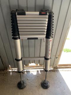 Location : echelle Location : echelle