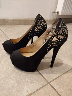 Louer ces chaussures