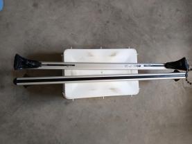 Location : barres de toit Location : barres de toit