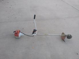 Location : debroussailleuse Location : debroussailleuse