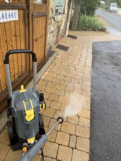 Location : nettoyeur haute pression Location : nettoyeur haute pression