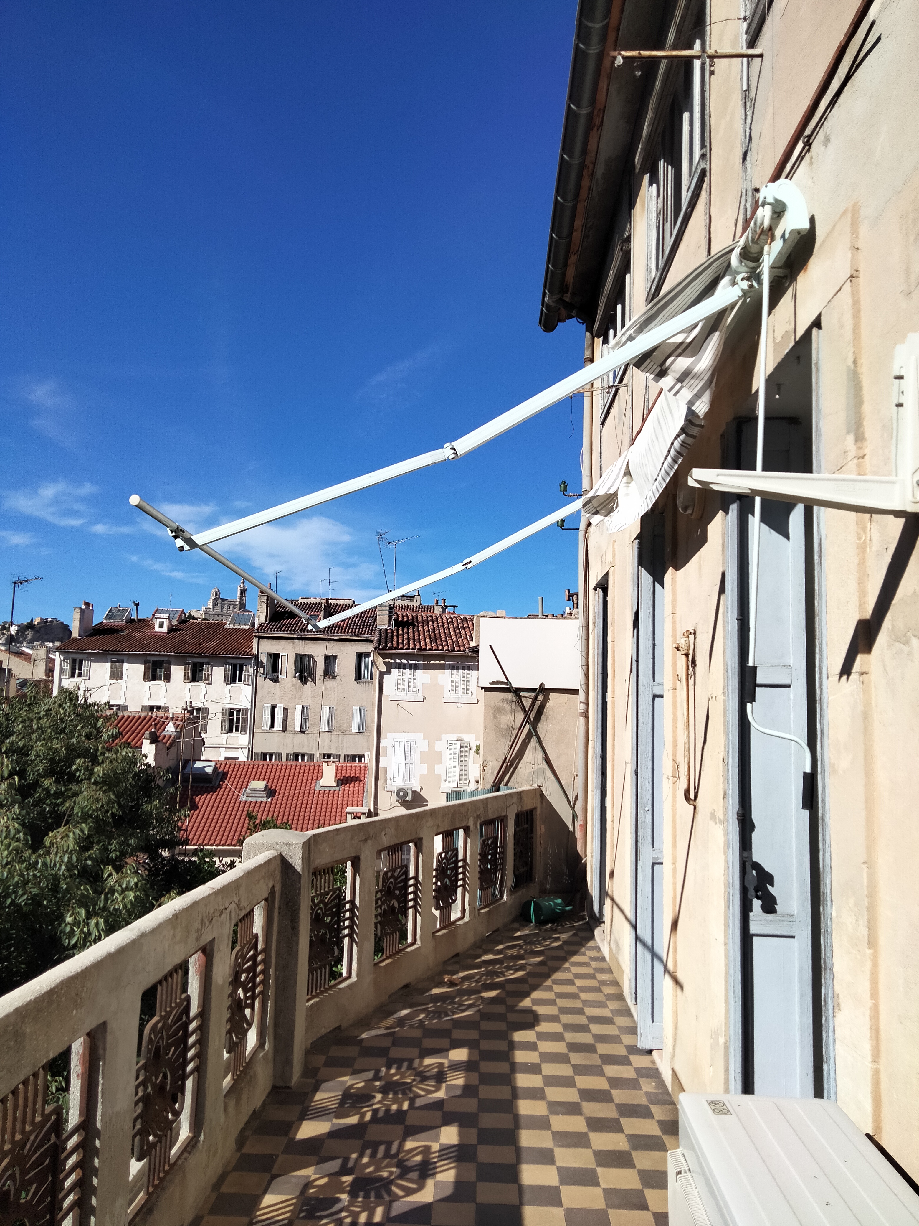 Service menuiserie 13 entre particuliers