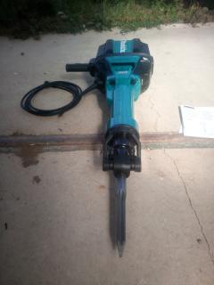 Location : marteau piqueur Location : marteau piqueur