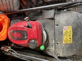 Location : tondeuse Location : tondeuse