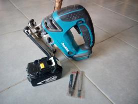 Location : scie sauteuse Location : scie sauteuse