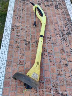 Location : coupe bordures Location : coupe bordures