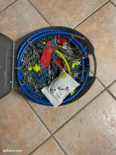 Location : chaine a neige Location : chaine a neige