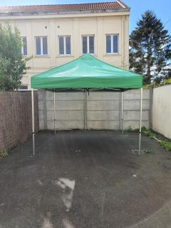 Location : autre Location : autre