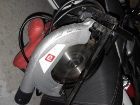 Location : scie circulaire Location : scie circulaire