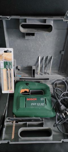 Location : scie sauteuse Location : scie sauteuse