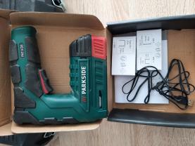 Location : agrafeuse Location : agrafeuse