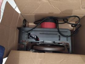 Location : scie circulaire Location : scie circulaire