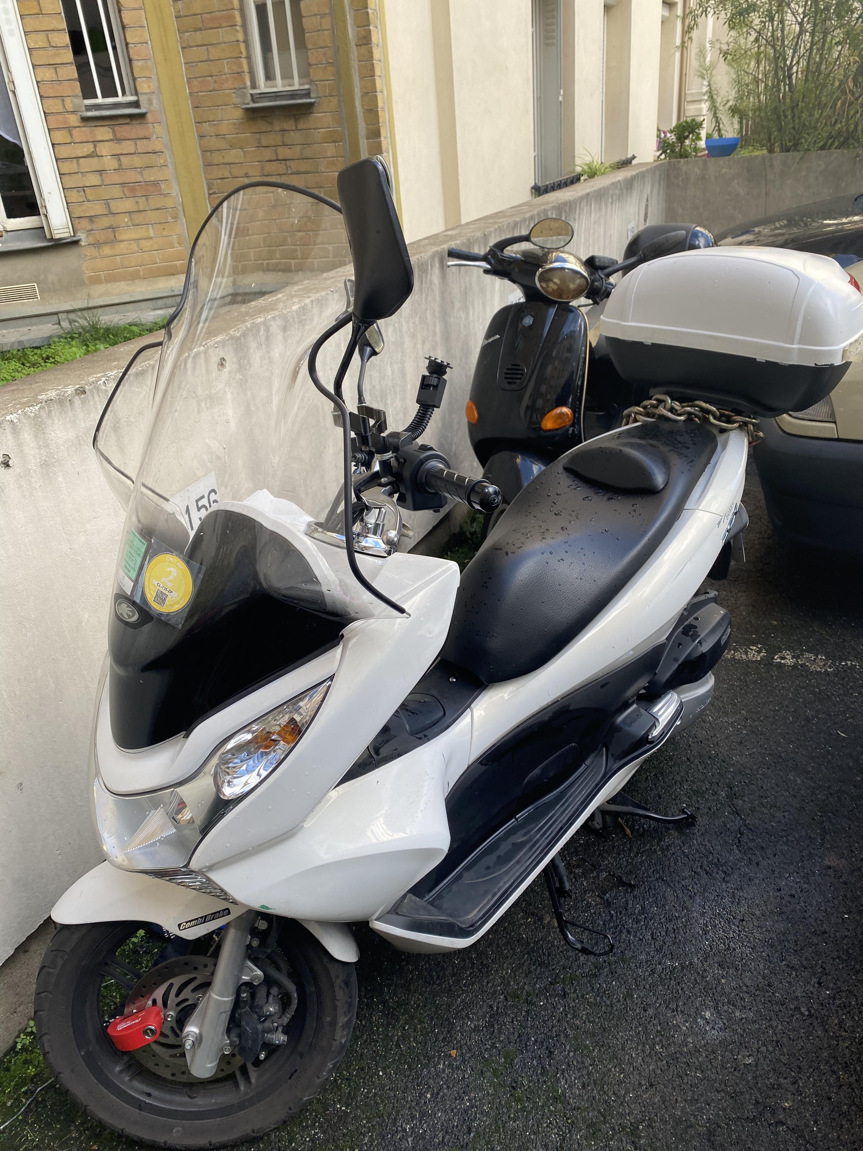 Location scooter 75 entre particuliers